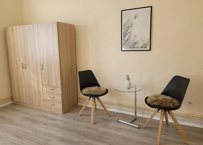 Grosse Monteurwohnung Bei Nina Apartmán